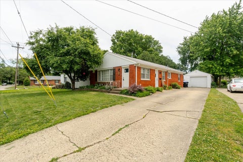 Tiny photo for 513 Maizefield Avenue, Bloomington, IL 61701 (MLS # 12655852)