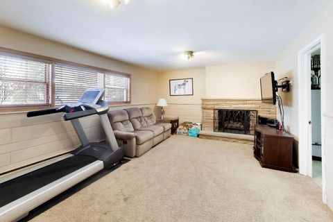 Tiny photo for 714 W Campbell Street, Arlington Heights, IL 60005 (MLS # 12621792)