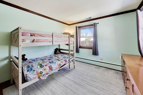 Tiny photo for 714 W Campbell Street, Arlington Heights, IL 60005 (MLS # 12621792)