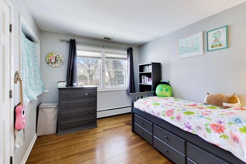 Tiny photo for 714 W Campbell Street, Arlington Heights, IL 60005 (MLS # 12621792)