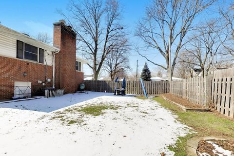 Tiny photo for 714 W Campbell Street, Arlington Heights, IL 60005 (MLS # 12621792)