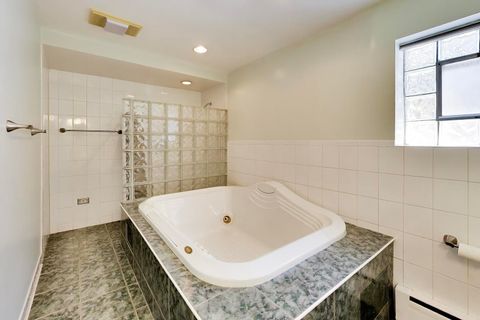 Tiny photo for 714 W Campbell Street, Arlington Heights, IL 60005 (MLS # 12621792)