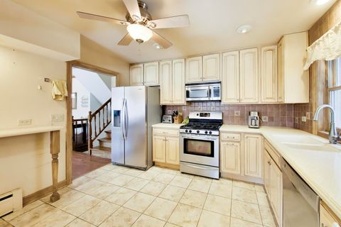 Tiny photo for 714 W Campbell Street, Arlington Heights, IL 60005 (MLS # 12621792)