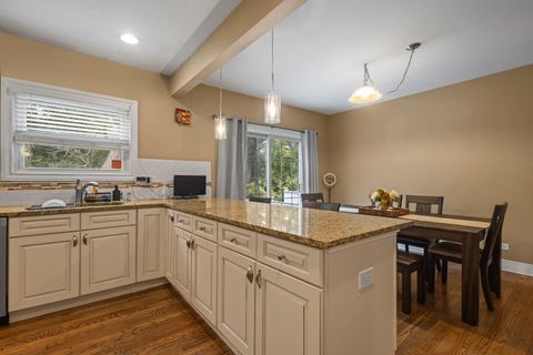Tiny photo for 236 Oakwood Drive, Wood Dale, IL 60191 (MLS # 12484530)