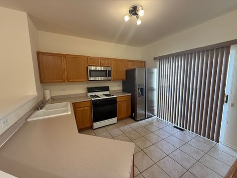 Tiny photo for 1585 Spencer Court, Gurnee, IL 60031 (MLS # 12610742)