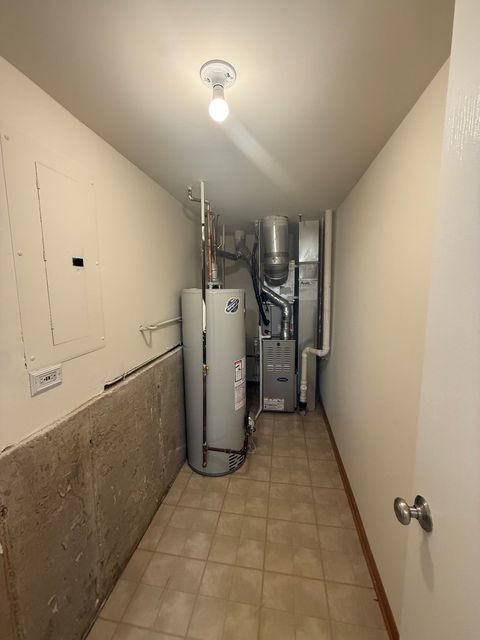 Tiny photo for 1585 Spencer Court, Gurnee, IL 60031 (MLS # 12610742)