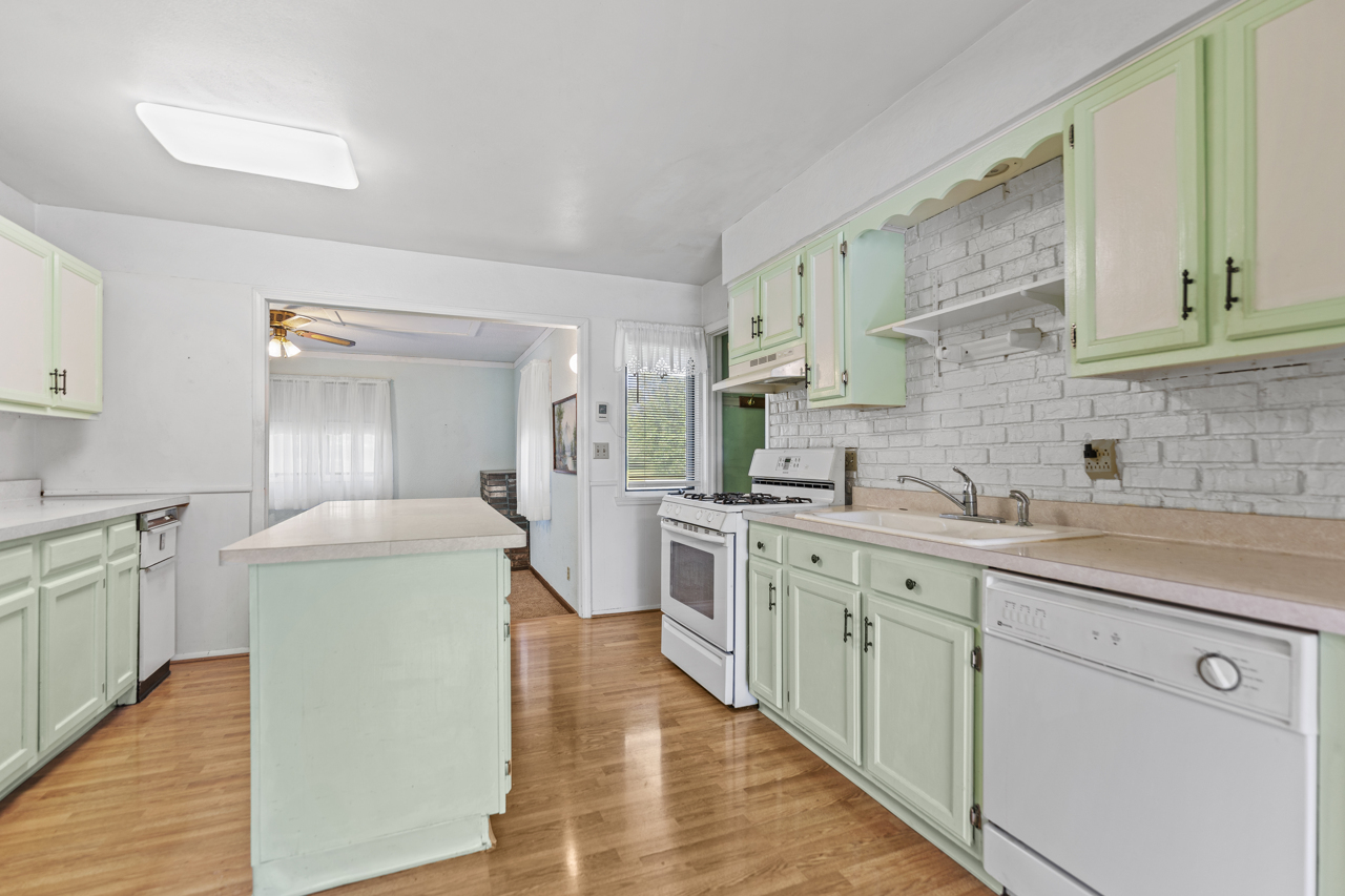 5516 Pebble Creek Trail