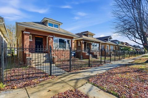 Tiny photo for 8111 S Manistee Avenue, Chicago, IL 60617 (MLS # 12615565)