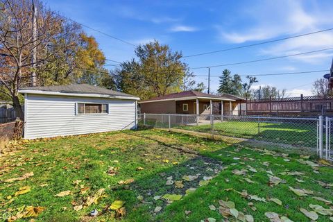 Tiny photo for 8111 S Manistee Avenue, Chicago, IL 60617 (MLS # 12615565)