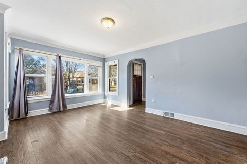 Tiny photo for 8111 S Manistee Avenue, Chicago, IL 60617 (MLS # 12615565)