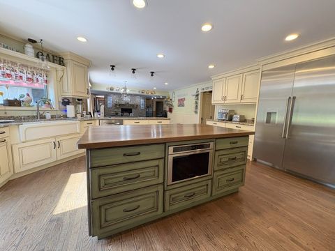 Tiny photo for 14459 Gatses Lane, Homer Glen, IL 60491 (MLS # 12666620)