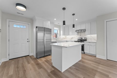 Tiny photo for 218 S Western Avenue #B, Chicago, IL 60612 (MLS # 12545557)