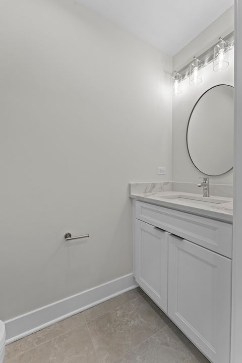 Tiny photo for 218 S Western Avenue #B, Chicago, IL 60612 (MLS # 12545557)