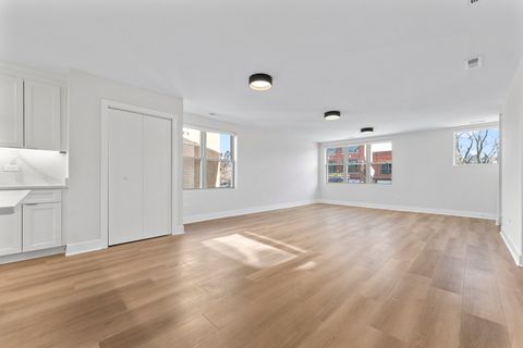 Tiny photo for 218 S Western Avenue #B, Chicago, IL 60612 (MLS # 12545557)