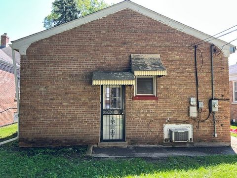 Tiny photo for 14436 S Michigan Avenue, Riverdale, IL 60827 (MLS # 12703487)
