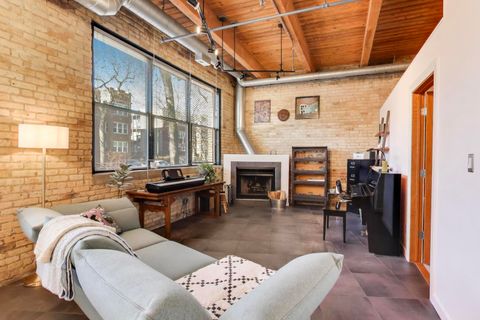 Tiny photo for 5001 N Wolcott Avenue #101, Chicago, IL 60640 (MLS # 12633125)