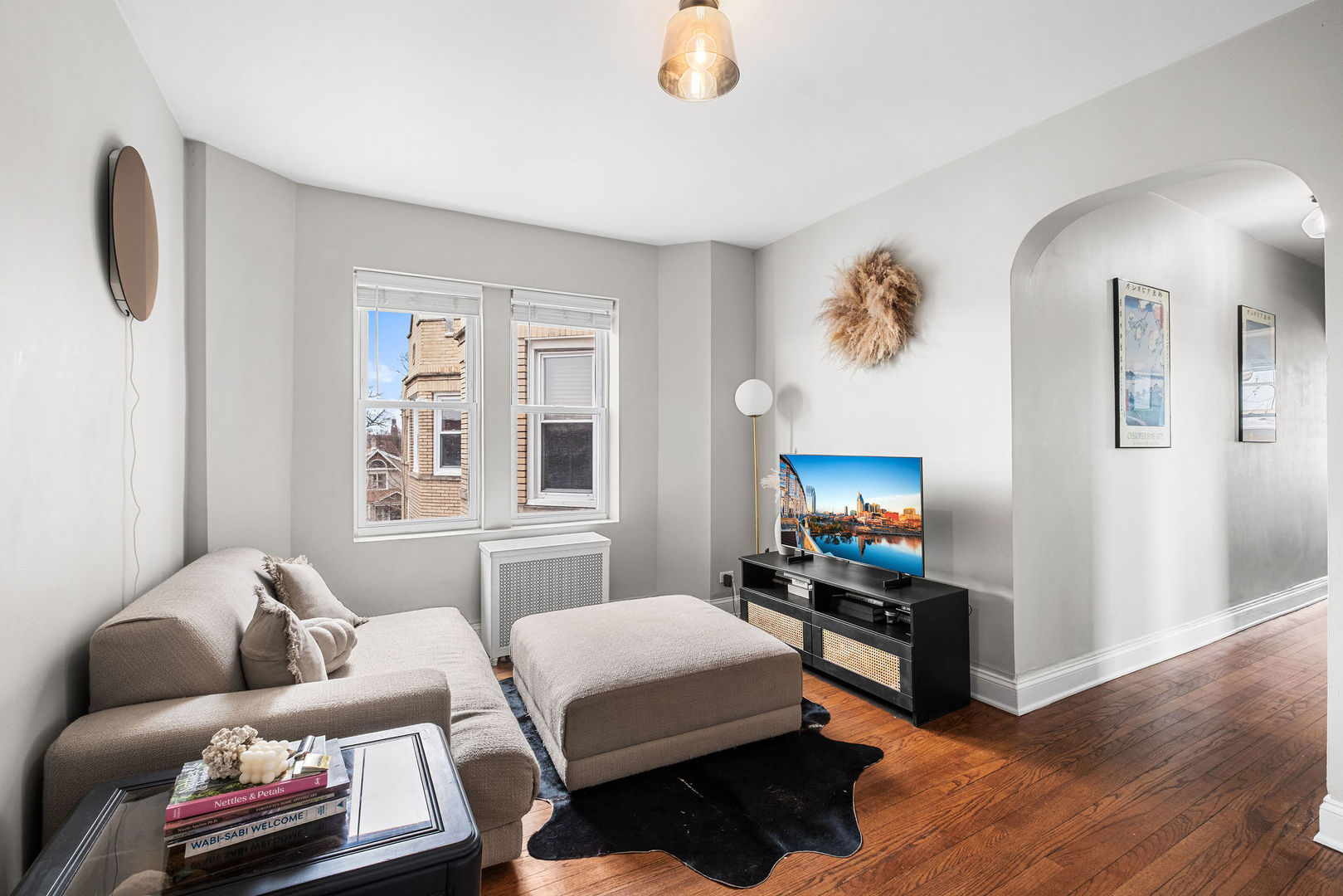 2837 N Sawyer Avenue 3R