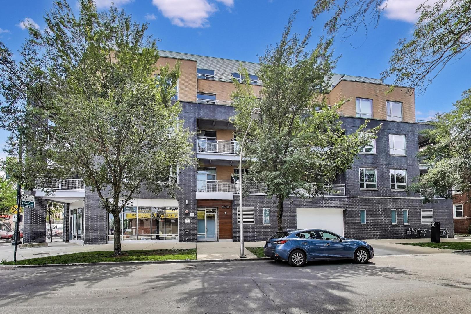 3201 W Leland Avenue 212