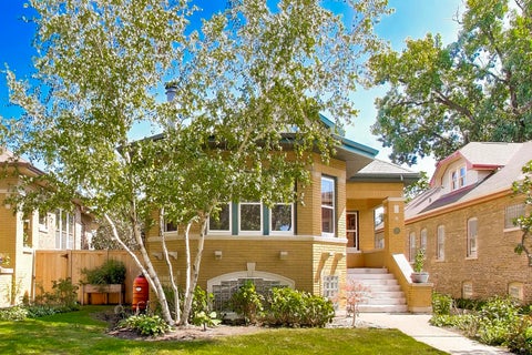 Photo of 1212 N Ridgeland Avenue, Oak Park, IL 60302 (MLS # 12750454)