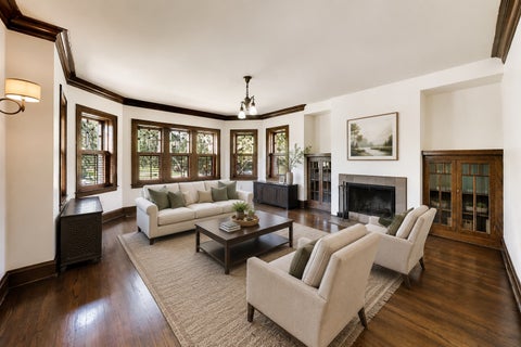 Tiny photo for 1212 N Ridgeland Avenue, Oak Park, IL 60302 (MLS # 12750454)