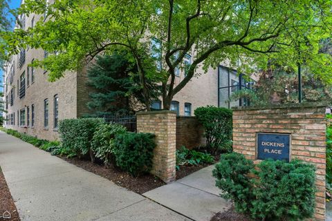 Photo of Chicago, IL 60614 (MLS # 12551284)