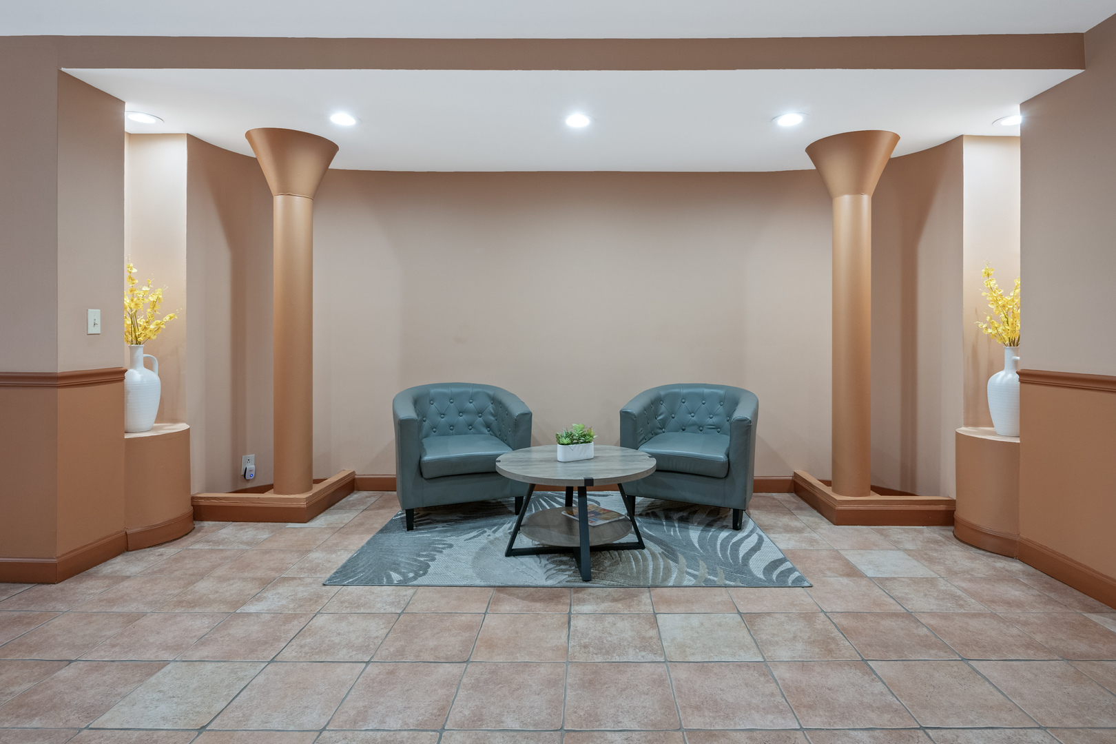 6150 N Kenmore Avenue 15C