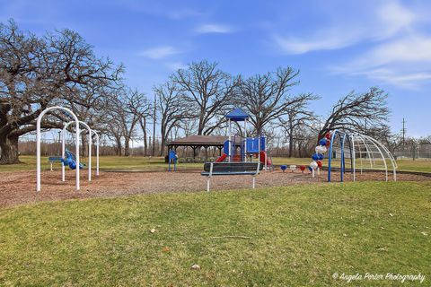 Tiny photo for 4320 Lakewood Road, McHenry, IL 60050 (MLS # 12598420)