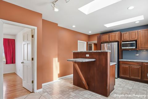 Tiny photo for 4320 Lakewood Road, McHenry, IL 60050 (MLS # 12598420)