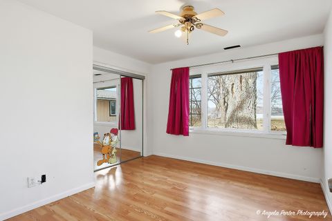 Tiny photo for 4320 Lakewood Road, McHenry, IL 60050 (MLS # 12598420)