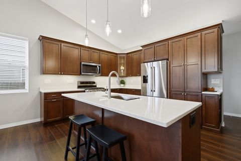 Tiny photo for 353 Pensacola Street, Yorkville, IL 60560 (MLS # 12664570)