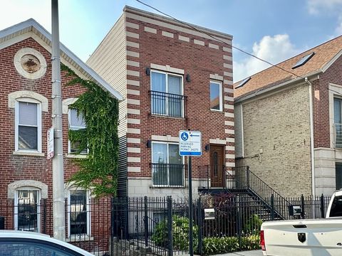 724 N Willard Court 2 Chicago IL 60642