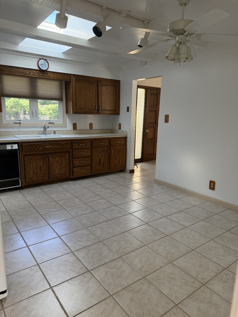 5878 Rose Circle