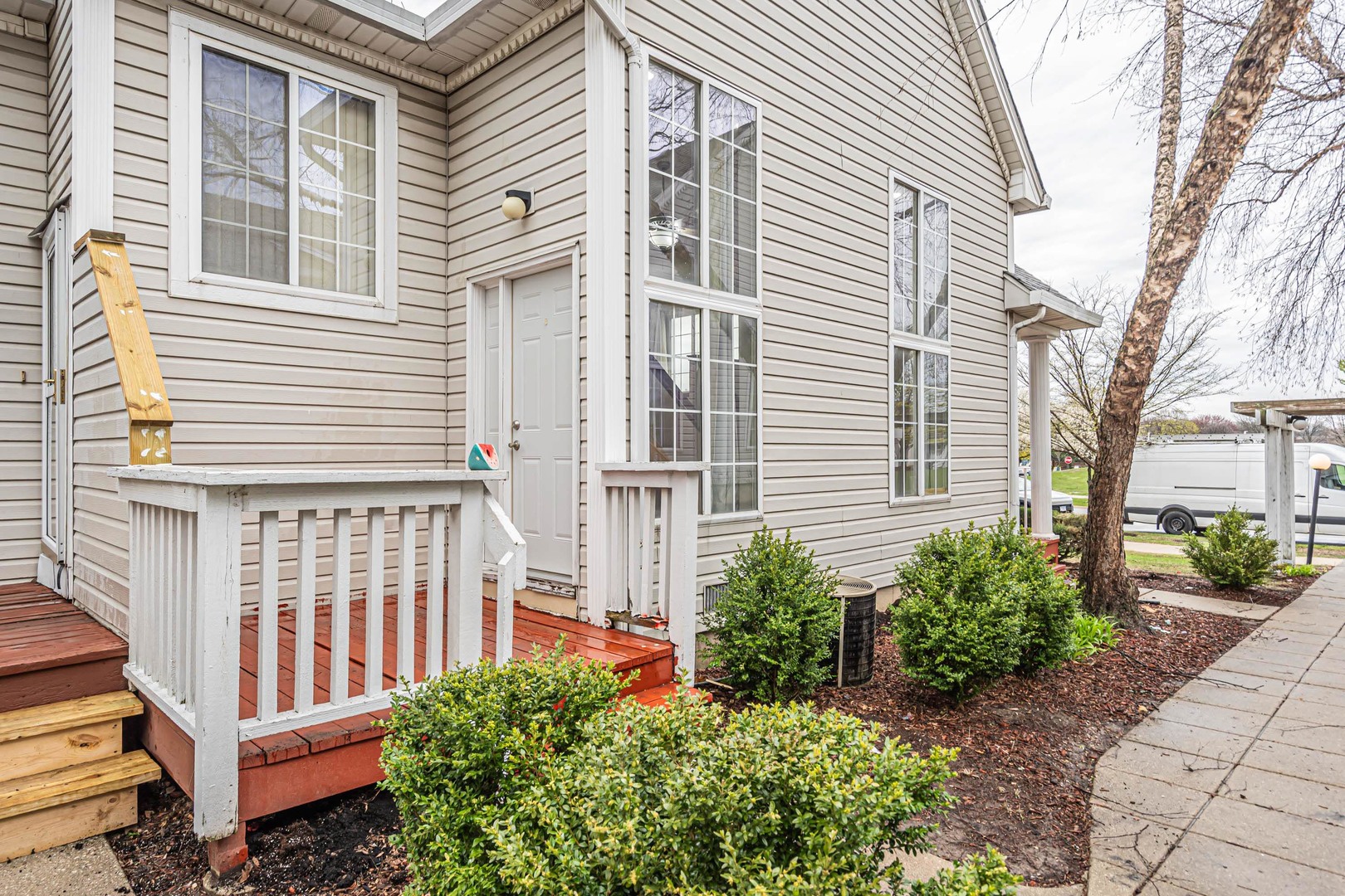 321 Whispering Court