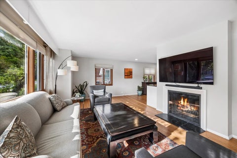 Tiny photo for 1100 N Oak Park Avenue, Oak Park, IL 60302 (MLS # 12731628)