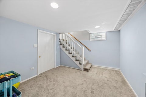 Tiny photo for 1100 N Oak Park Avenue, Oak Park, IL 60302 (MLS # 12731628)