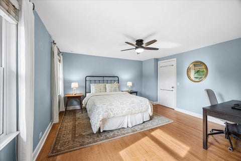 Tiny photo for 1100 N Oak Park Avenue, Oak Park, IL 60302 (MLS # 12731628)
