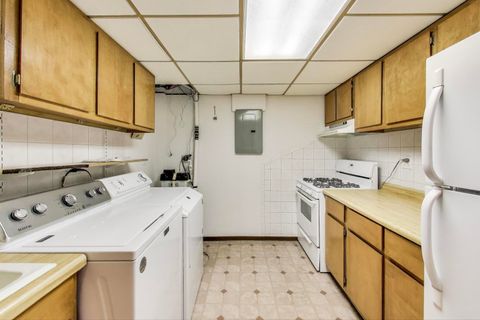 Tiny photo for 700 S Noah Terrace, Mount Prospect, IL 60056 (MLS # 12481113)