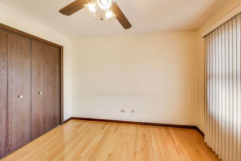 Tiny photo for 700 S Noah Terrace, Mount Prospect, IL 60056 (MLS # 12481113)