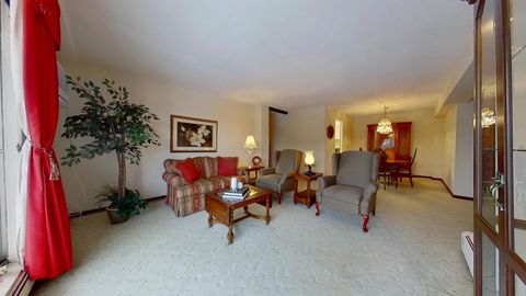 Tiny photo for 2211 S Stewart Avenue #3D, Lombard, IL 60148 (MLS # 12540422)