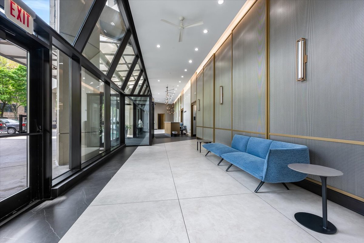 345 W FULLERTON Parkway 1108
