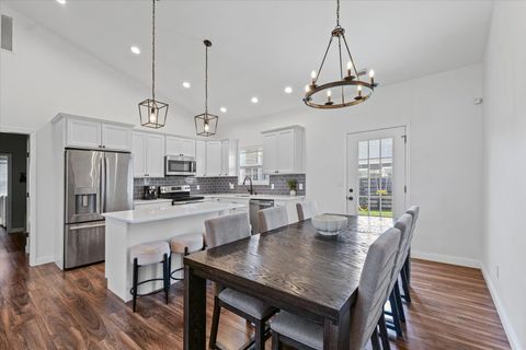 Tiny photo for 1609 E Horizon Lane, Urbana, IL 61802 (MLS # 12457824)