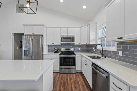 Tiny photo for 1609 E Horizon Lane, Urbana, IL 61802 (MLS # 12457824)