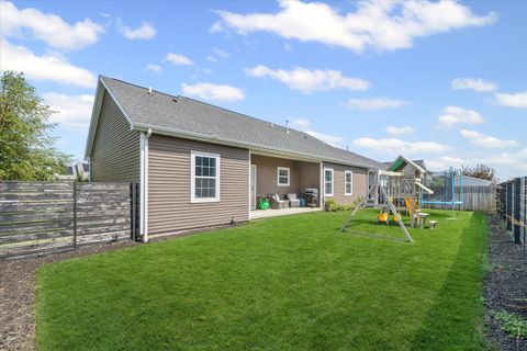 Tiny photo for 1609 E Horizon Lane, Urbana, IL 61802 (MLS # 12457824)