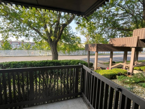 Tiny photo for 1504 Woodbridge Road #1F, Joliet, IL 60436 (MLS # 12782037)