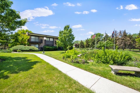 Tiny photo for 1504 Woodbridge Road #1F, Joliet, IL 60436 (MLS # 12782037)