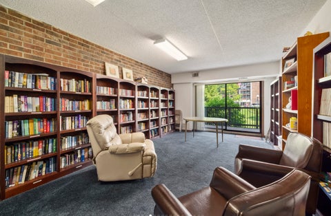 Tiny photo for 1504 Woodbridge Road #1F, Joliet, IL 60436 (MLS # 12782037)