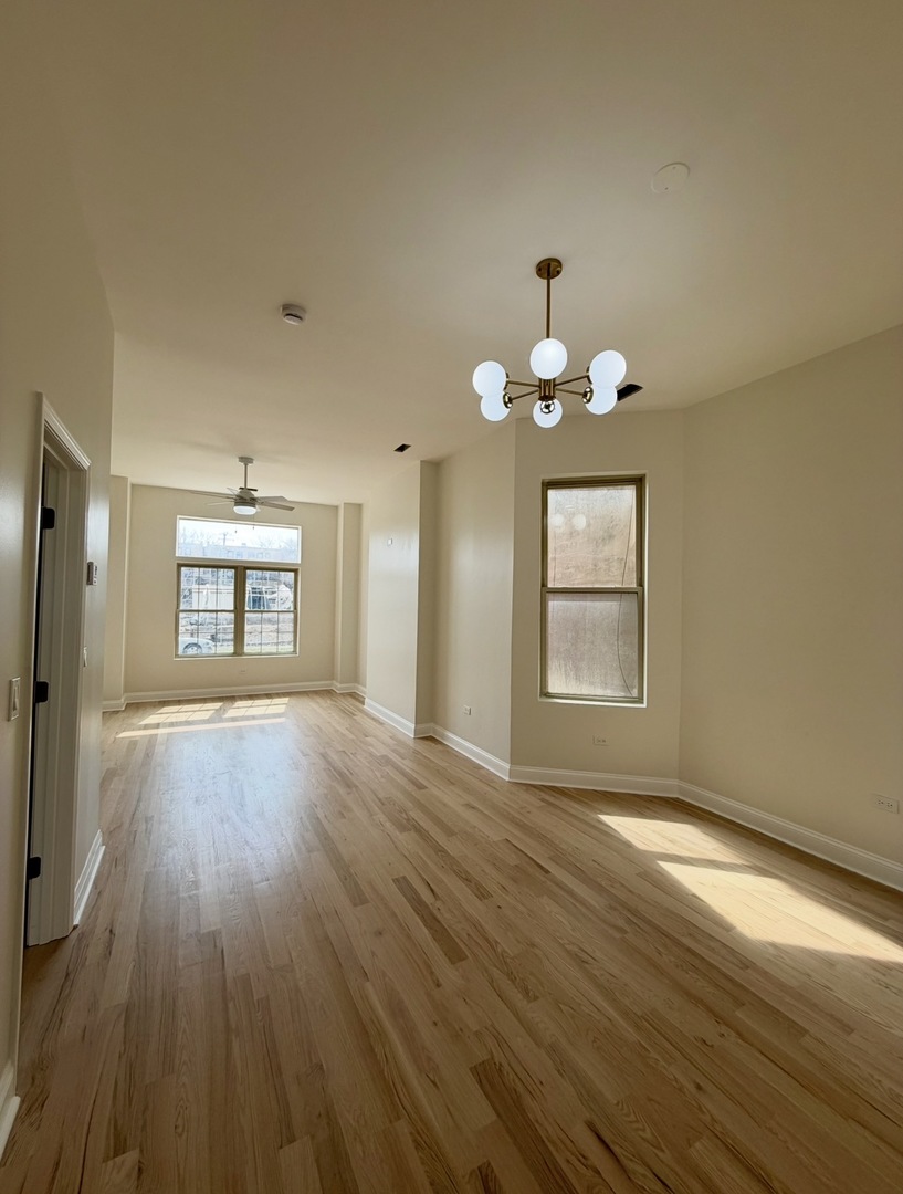 2638 W Adams Street 1