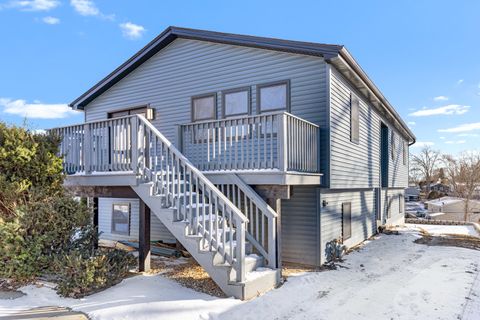 1023 BARBERRY Lane Round Lake Beach IL 60073