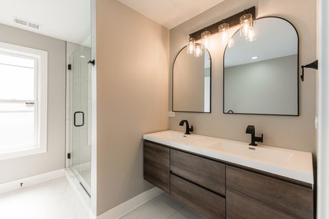 Tiny photo for 147 W North Avenue, Lombard, IL 60148 (MLS # 12465691)