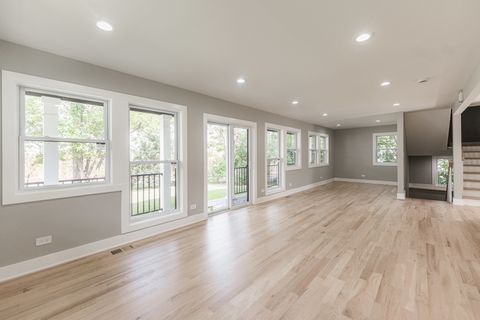 Tiny photo for 147 W North Avenue, Lombard, IL 60148 (MLS # 12465691)